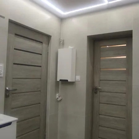 Bialy Z Ogrodem, 3 Sypialnie * Bydgoszcz