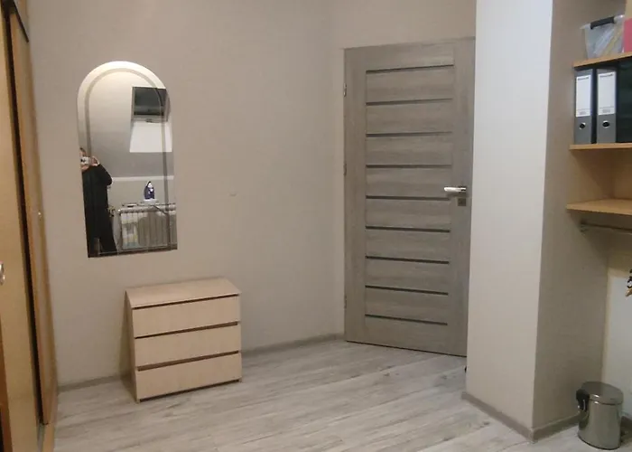 Bialy Z Ogrodem, 3 Sypialnie Villa Bydgoszcz