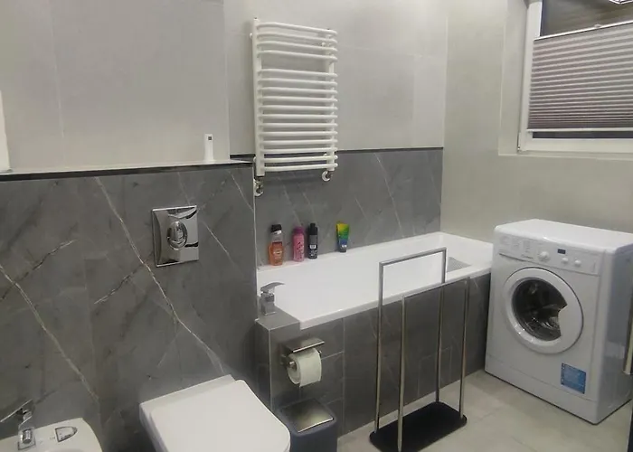 Bialy Z Ogrodem, 3 Sypialnie